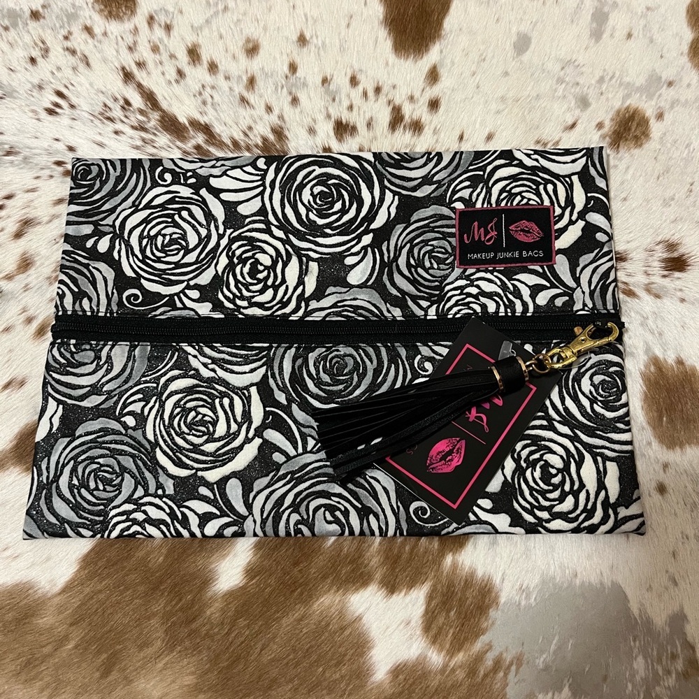 NWT Makeup Junkie size medium Rare Black and White Floral Makeup Bag